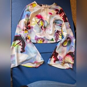 Floral Bell Sleeve Top